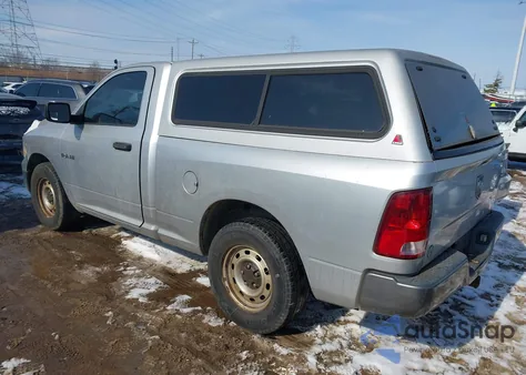 2010 Dodge Ram 1500 St z USA, uszkodzony, nr VIN 3D7JB1EK5AG128025